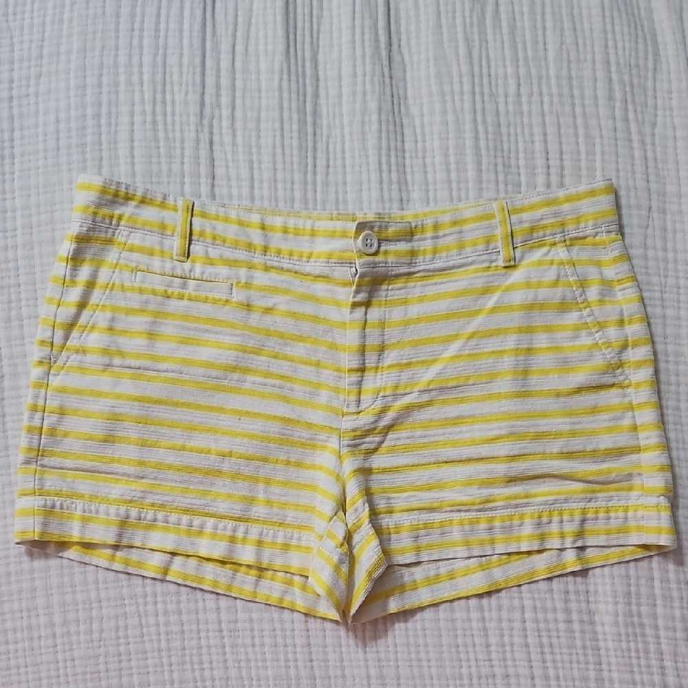 GAP High Waist Yellow and White Shorts